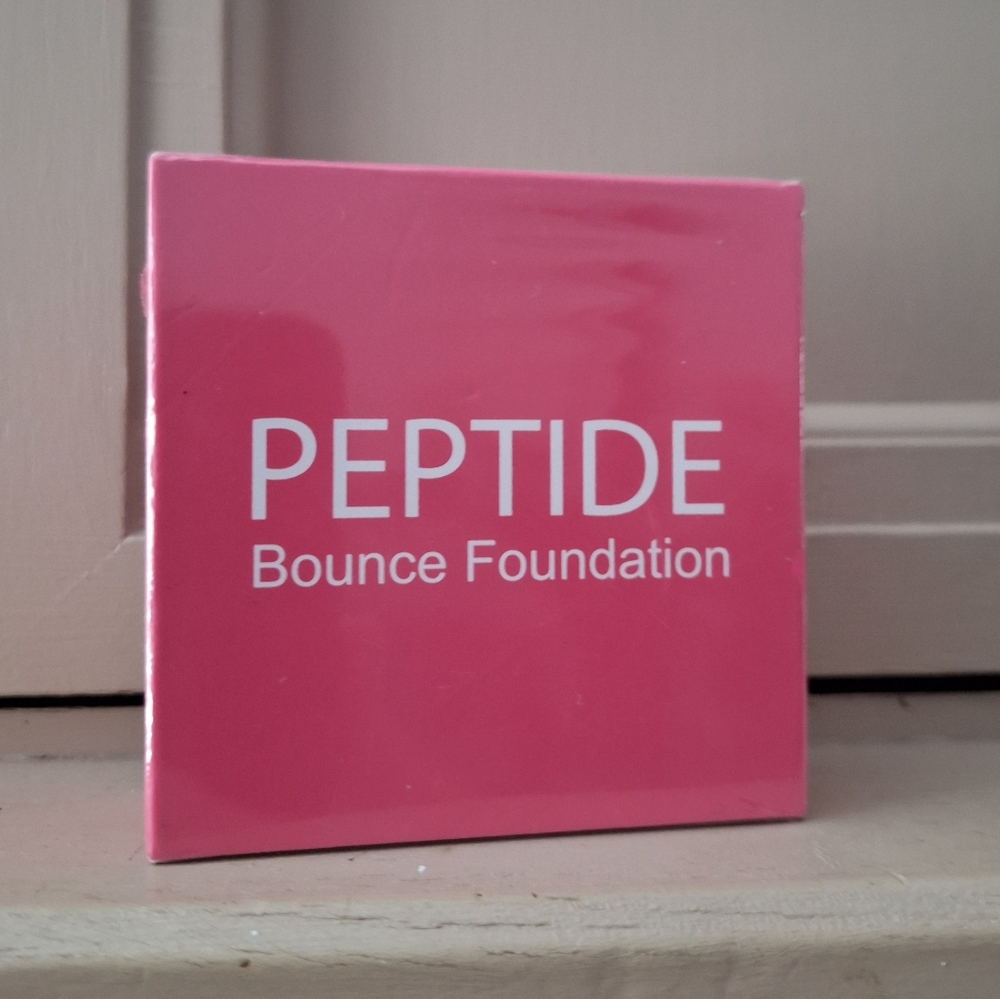 NEW IN BOX Peptide Bounce Foundation